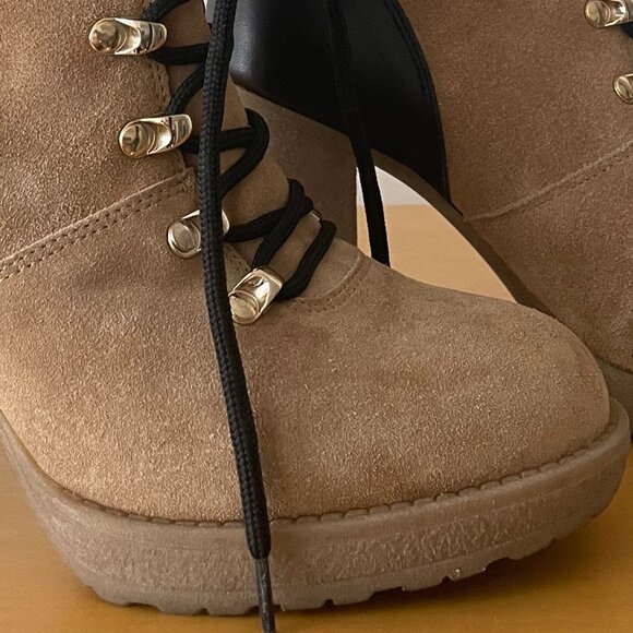 Carla G suede and leather ankle boot - Picture 3 of 9